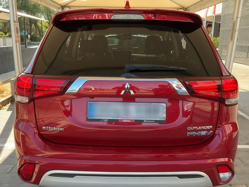 Mitsubishi Outlander 2.4 PHEV Motion 4WD 2018 – снимка 7