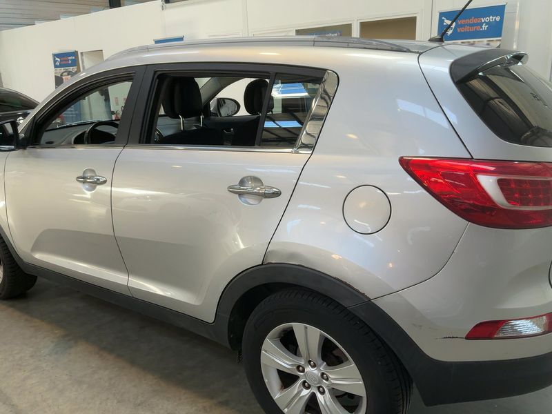 Kia Sportage 1.7 CRDi Active 2WD — zdjęcie 3