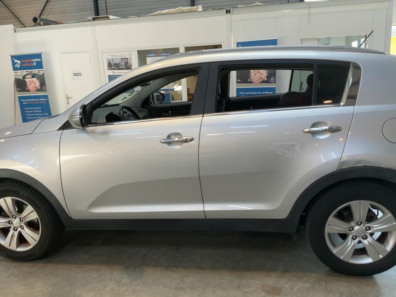 Kia Sportage 1.7 CRDi Active 2WD — zdjęcie 4