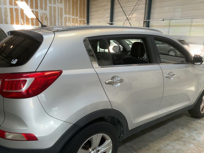 Kia Sportage 1.7 CRDi Active 2WD — zdjęcie 6