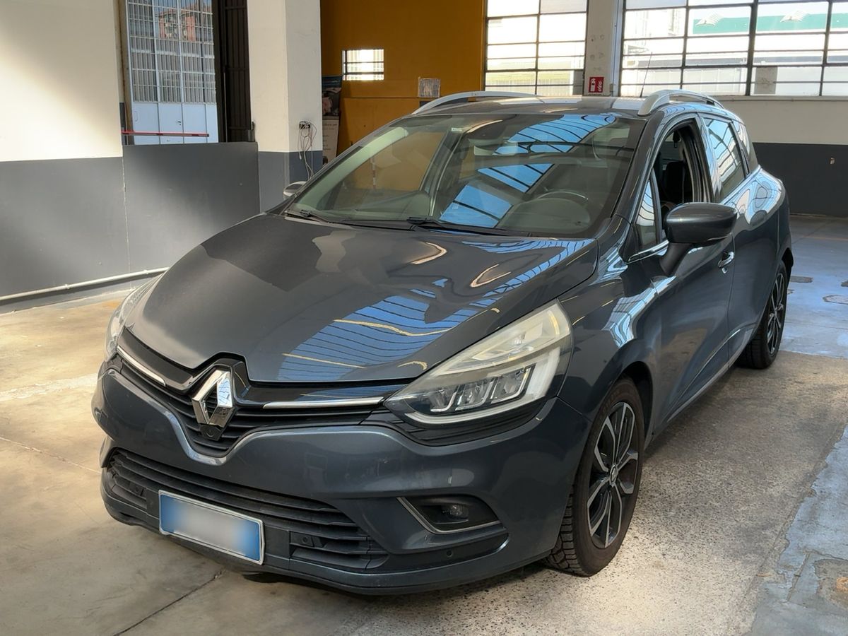 Renault Clio 2017 — photo 1