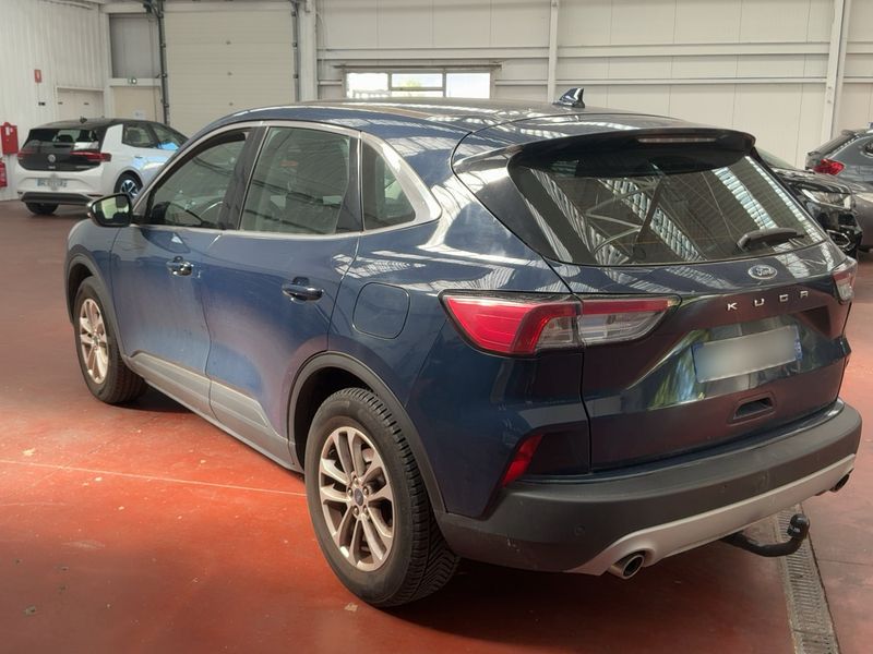 Ford Kuga 2.0 TDCi EcoBlue Mild-Hybrid Titanium — zdjęcie 3