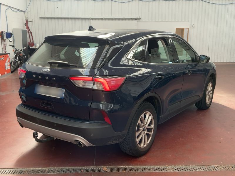Ford Kuga 2.0 TDCi EcoBlue Mild-Hybrid Titanium — zdjęcie 6