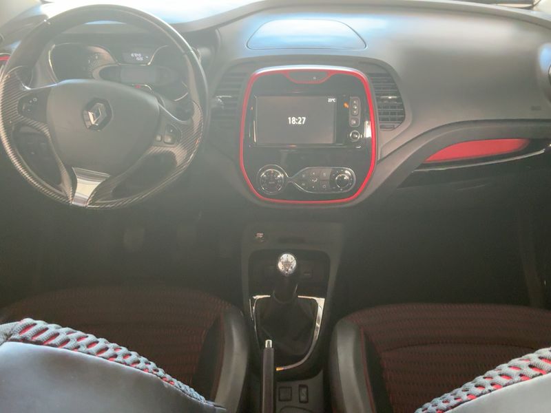Renault Captur 1.5 dCi Energy Helly Hansen — zdjęcie 12