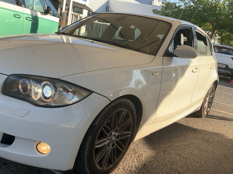 BMW 1er 120d 2009 – снимка 2