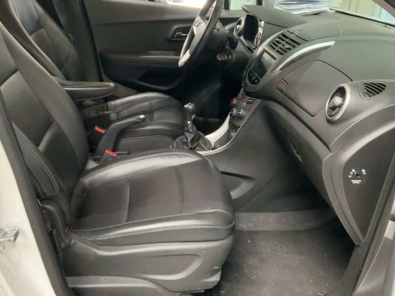 Chevrolet Trax 1.7 Diesel LT — zdjęcie 11