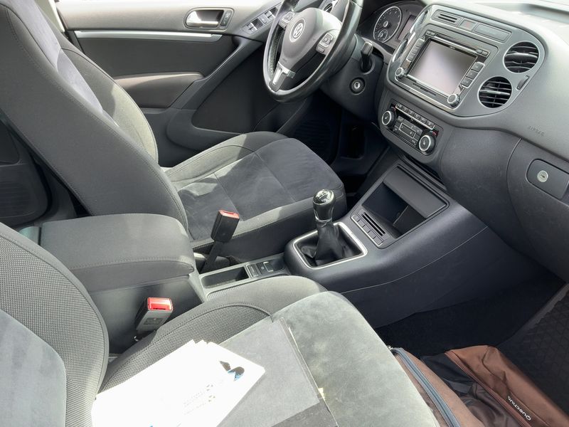 Volkswagen Tiguan 1.4 TSI Sport & Style 4Motion — zdjęcie 11