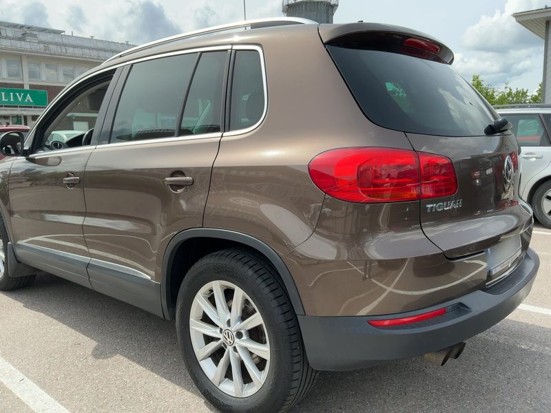 Volkswagen Tiguan 1.4 TSI Sport & Style 4Motion — zdjęcie 3