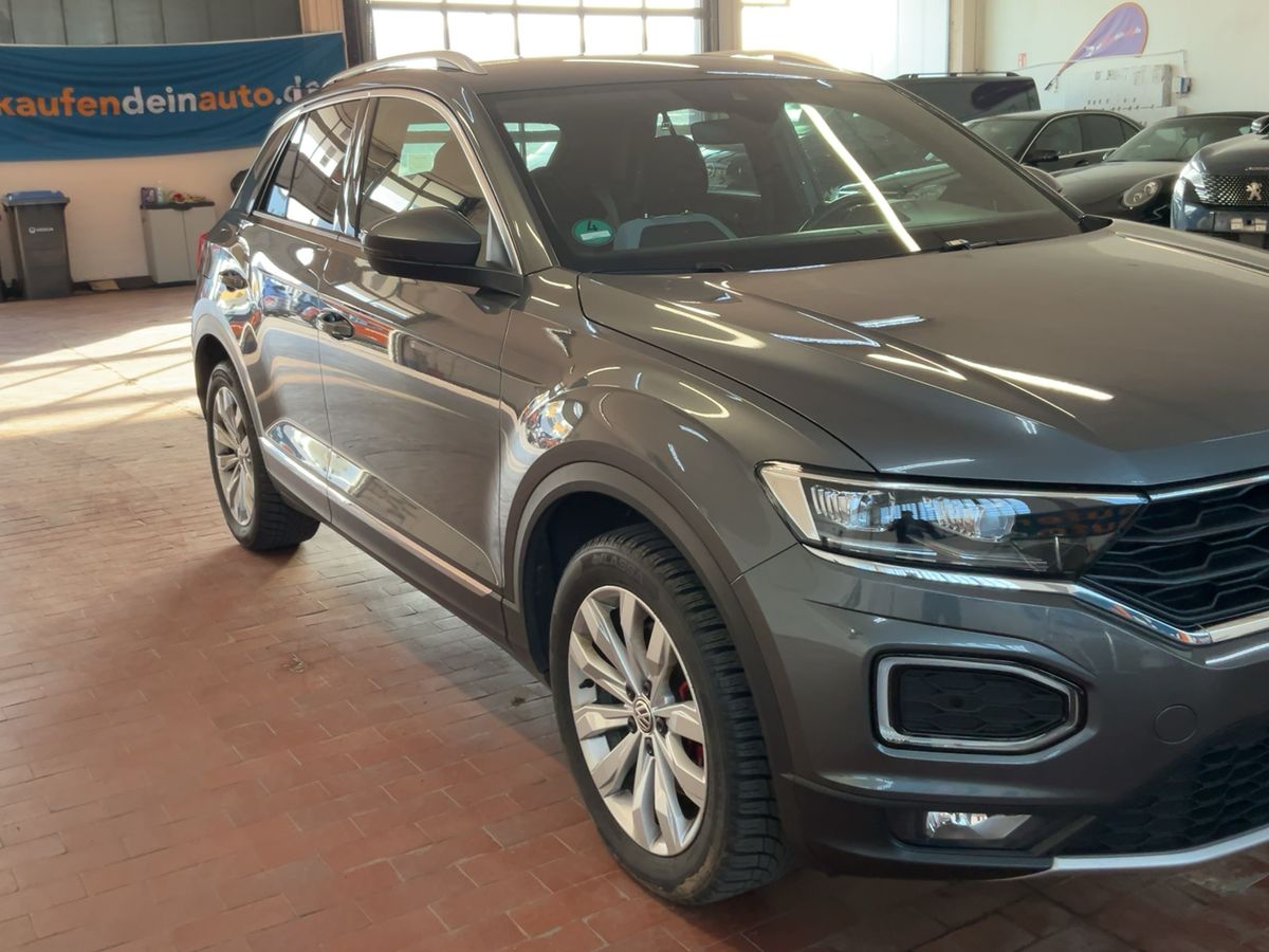 Volkswagen T-Roc 2019 — photo 13
