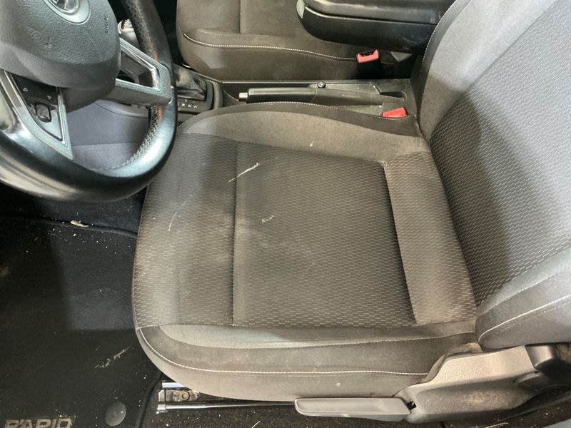 Skoda Rapid Spaceback 1.4 TSI Drive 2014 – снимка 37
