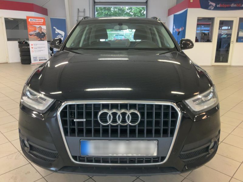 Audi Q3 2.0 TDI quattro 2013 – снимка 14