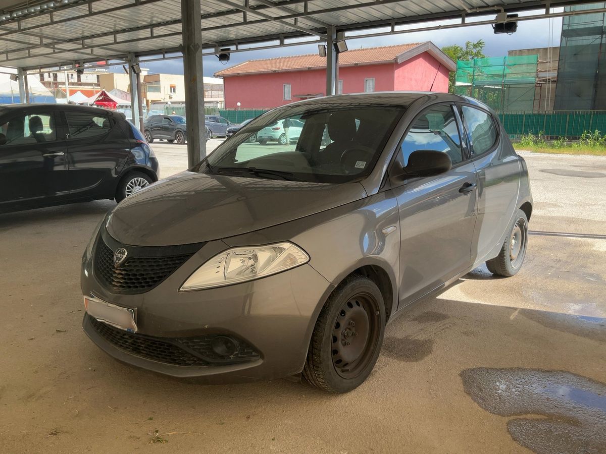 Lancia Ypsilon d'occasion