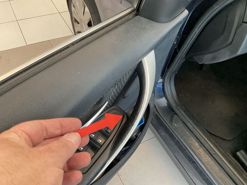 BMW 3er 316i 2014 – снимка 25