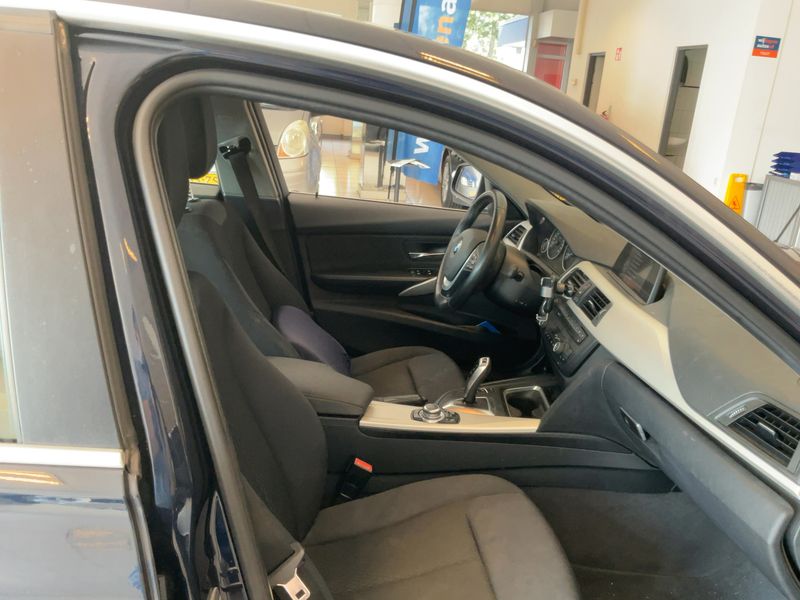 BMW 3er 316i 2014 – снимка 16