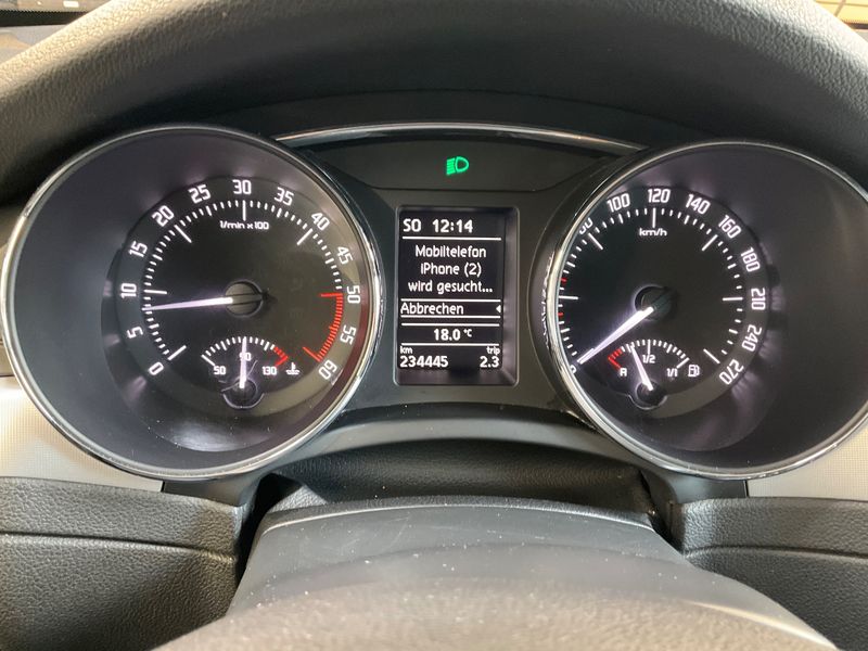 Skoda Superb 2.0 TDI Elegance 2012 – снимка 19