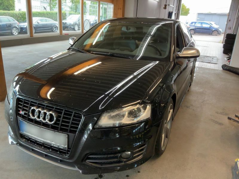 Audi S3 Sportback 2.0 TFSI quattro — zdjęcie 1