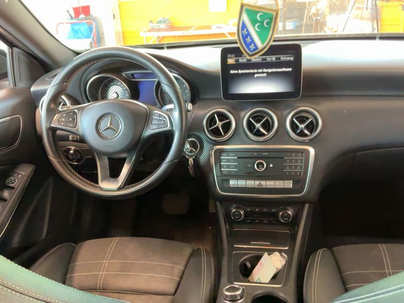 Mercedes-Benz A-Klasse A 200 CDI Urban 2017 – снимка 17