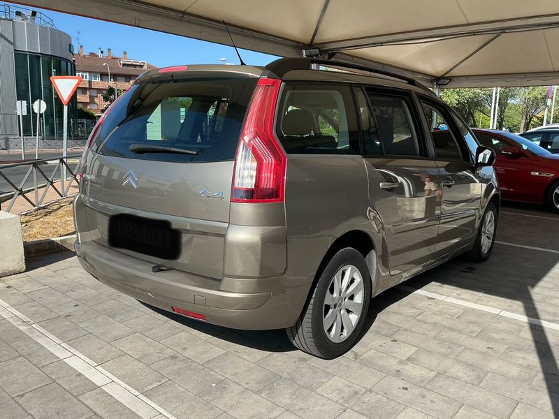 Citroen C4 Grand Picasso 1.6 HDi VTN@V — zdjęcie 2