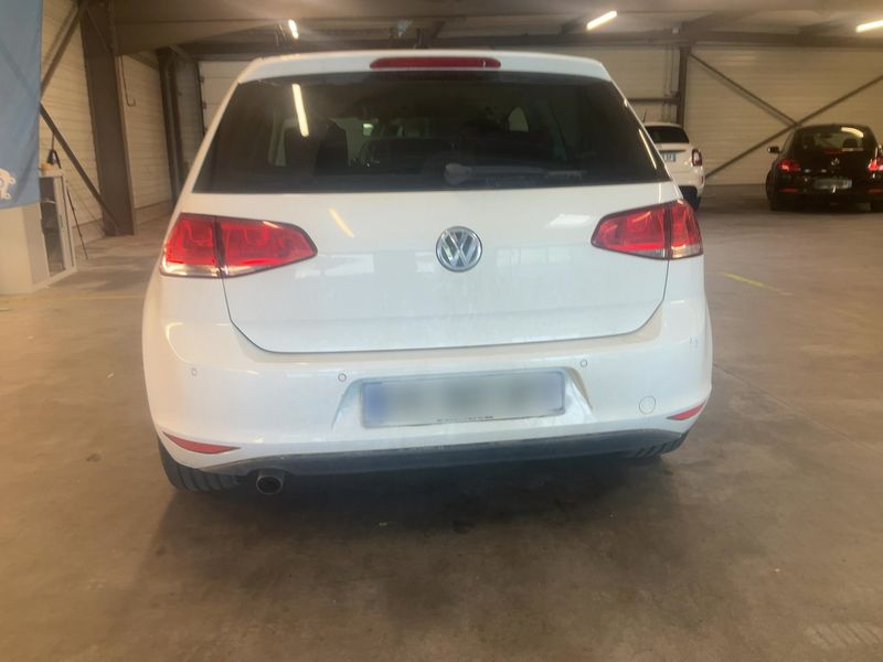 Volkswagen Golf VII 1.6 TDI Lounge BlueMotion Tech 2015 – снимка 7