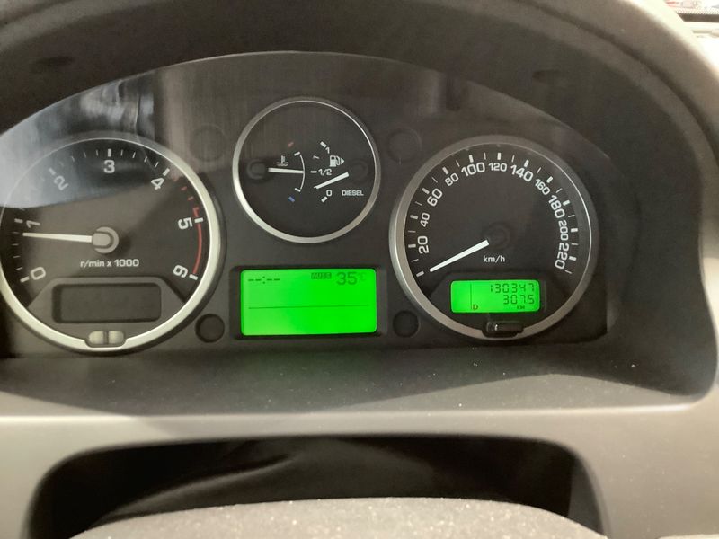 Land Rover Freelander 2.2 Td4 SD4 SE — zdjęcie 13