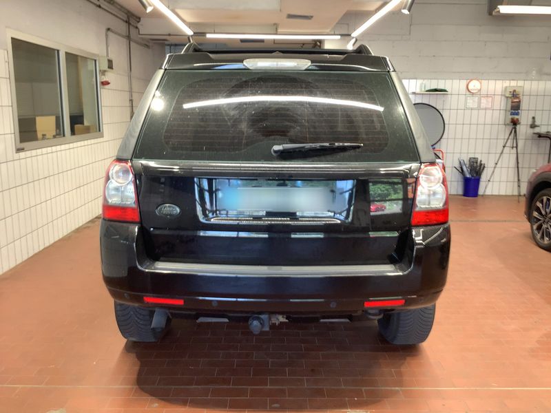 Land Rover Freelander 2.2 Td4 SD4 SE — zdjęcie 5