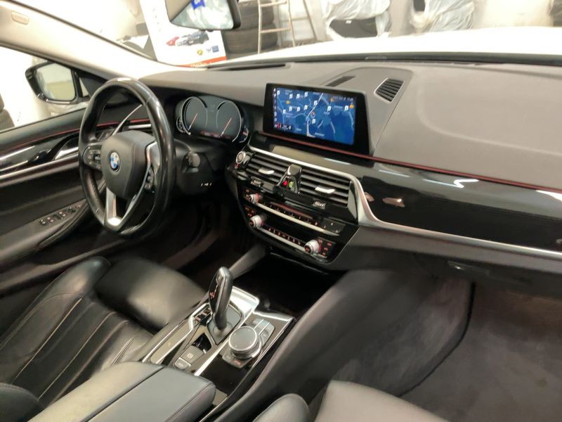 BMW 5er 530d Sport Line — zdjęcie 12