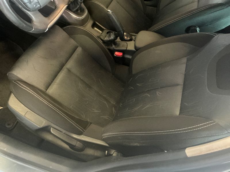 Citroen C4 1.6 HDi Confort 2012 – снимка 31