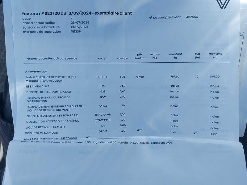 Renault Captur 1.5 dCi Energy Intens — zdjęcie 21