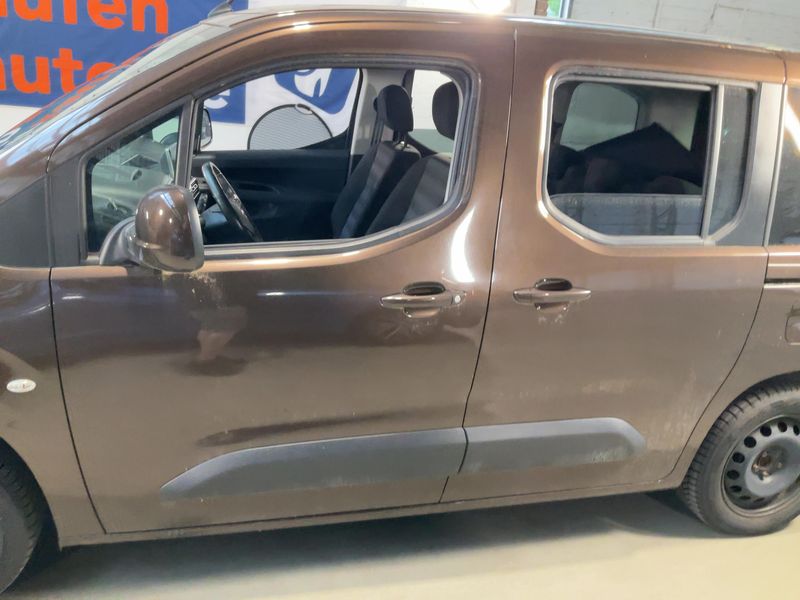 Opel Combo Life 1.2 Turbo Edition — zdjęcie 4