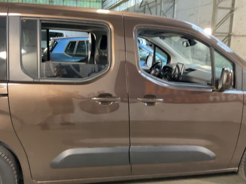 Opel Combo Life 1.2 Turbo Edition — zdjęcie 7