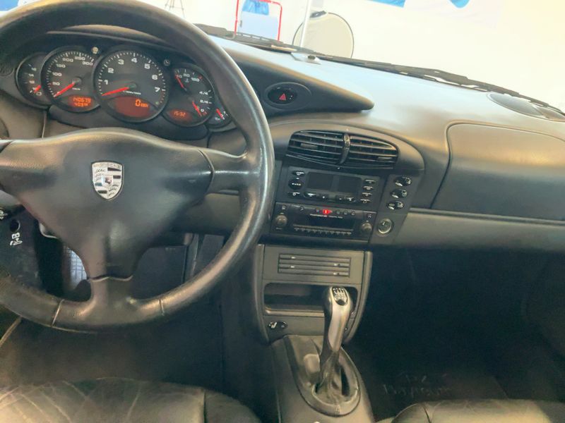 Porsche 911 996 Carrera Cabrio — zdjęcie 12