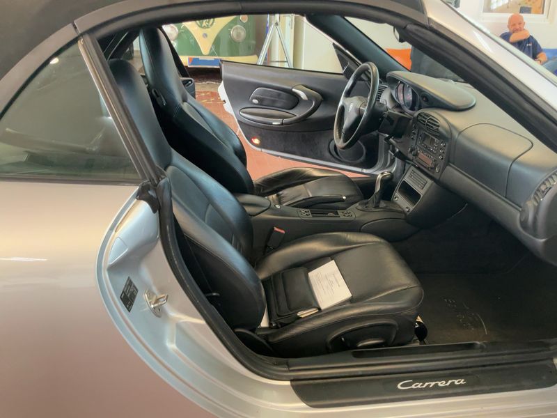 Porsche 911 996 Carrera Cabrio — zdjęcie 11