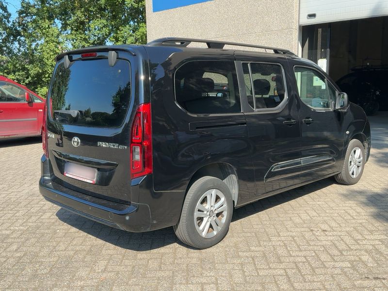 Toyota ProAce City Verso 1.2 Turbo L1 Design — zdjęcie 6
