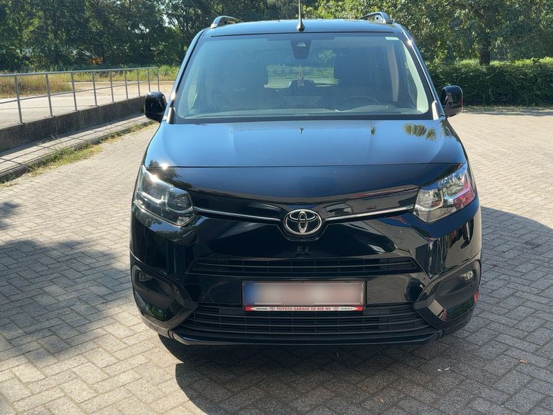 Toyota ProAce City Verso 1.2 Turbo L1 Design — zdjęcie 9