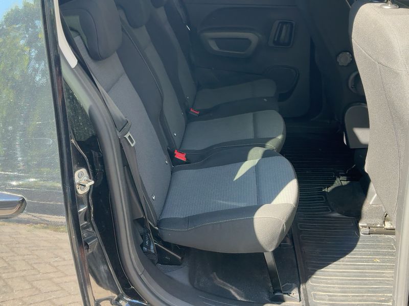 Toyota ProAce City Verso 1.2 Turbo L1 Design — zdjęcie 14