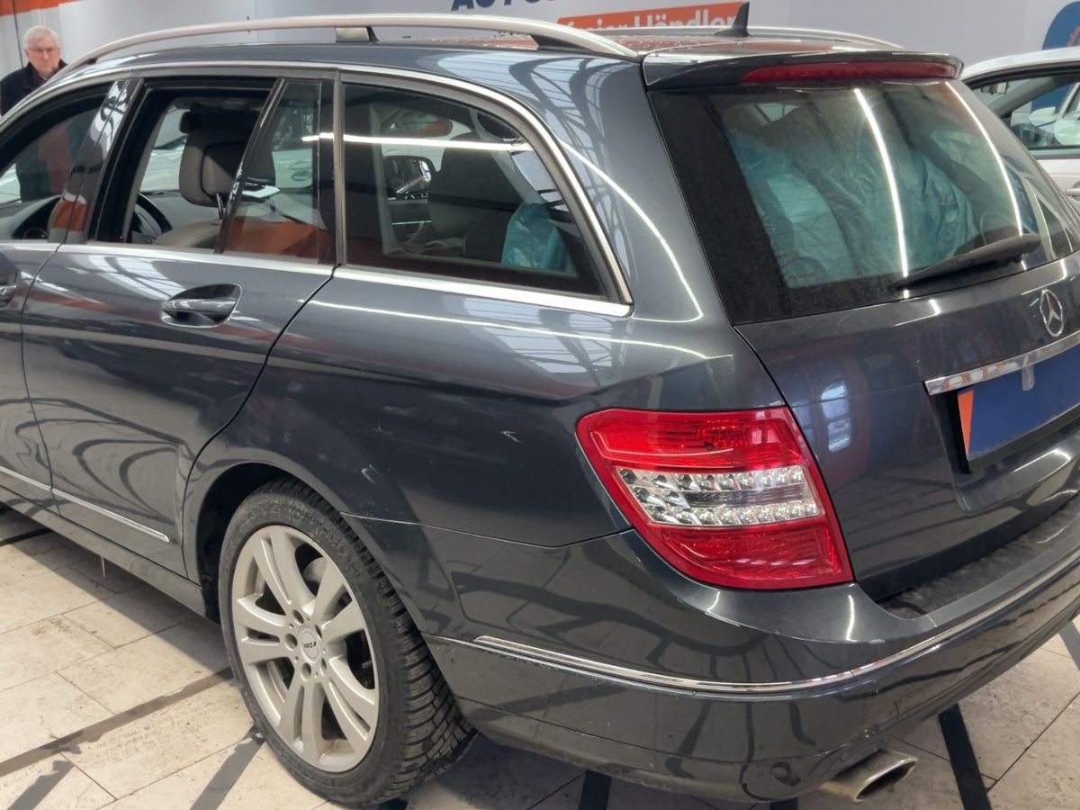 Mercedes-Benz C-Klasse 2007 — photo 7