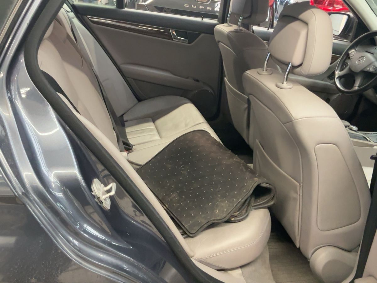 Mercedes-Benz C-Klasse 2007 — photo 21
