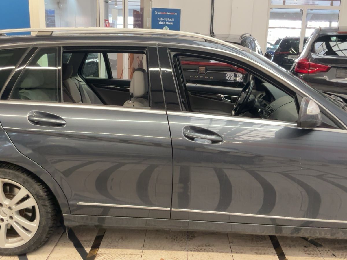 Mercedes-Benz C-Klasse 2007 — photo 11