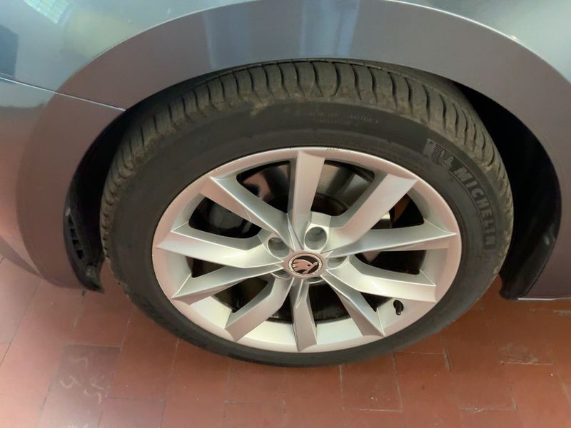 Skoda Superb 2.0 TDI Style 2017 – снимка 3
