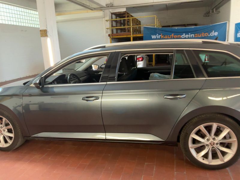 Skoda Superb 2.0 TDI Style 2017 – снимка 4