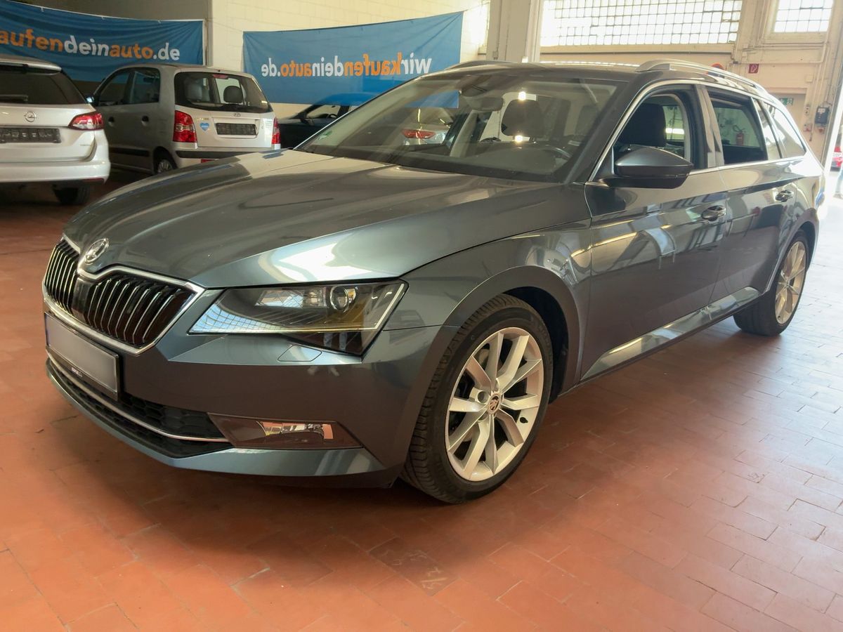 Skoda Superb 2017 — photo 1