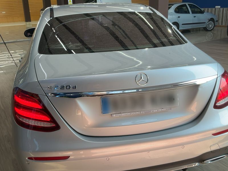 Mercedes-Benz E-Klasse E 220 d AMG Line 2018 – снимка 7