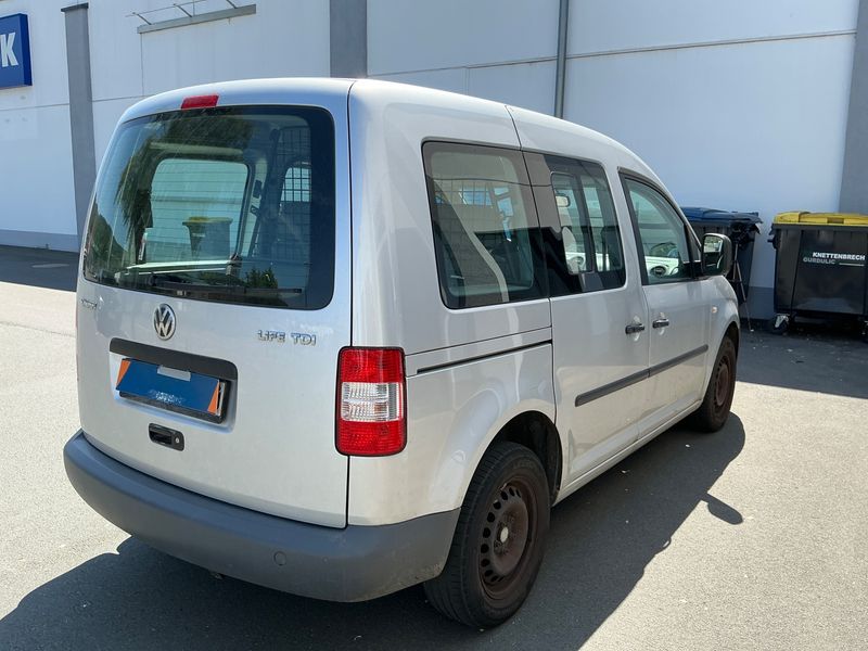 Volkswagen Caddy 1.9 TDI Life — zdjęcie 2