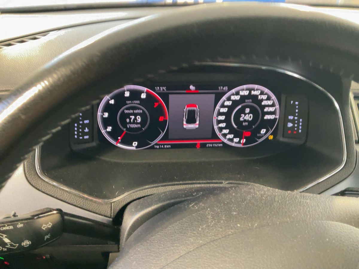 Seat Arona 2019 — photo 19
