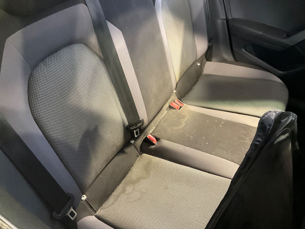 Seat Arona 2019 — photo 31