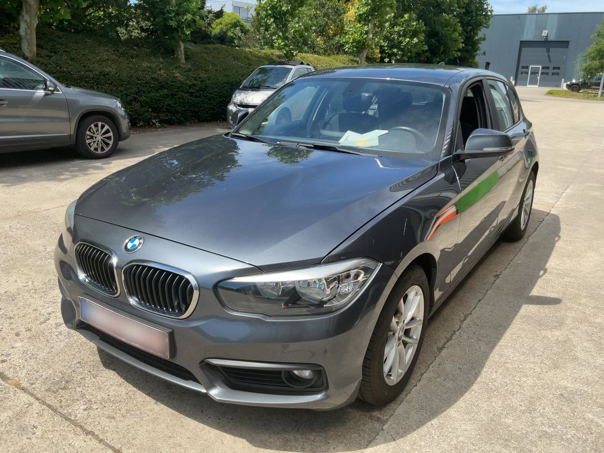 BMW 1er 2015 — photo 1
