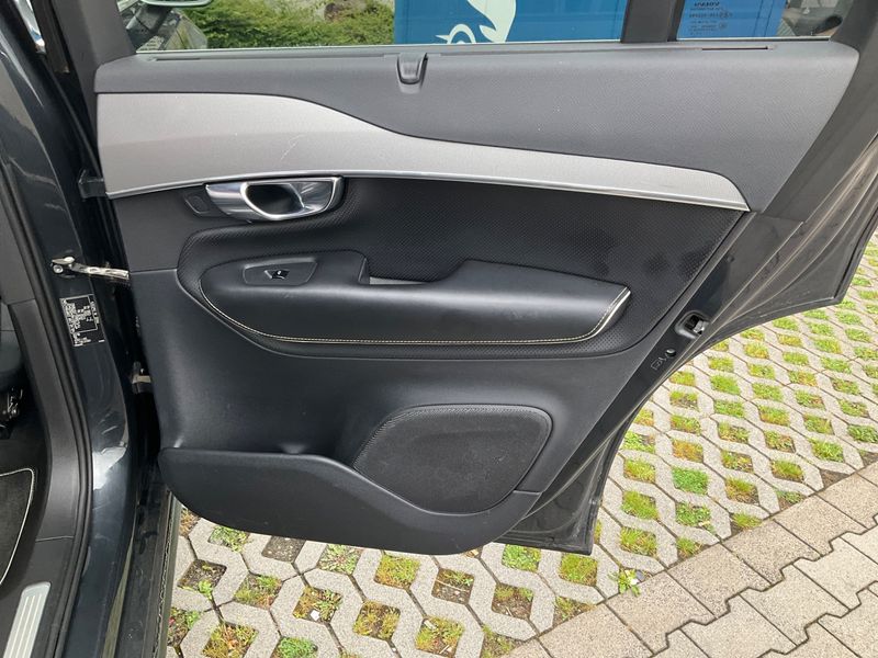 Volvo XC90 2.0 D5 R-Design AWD 2018 – снимка 30
