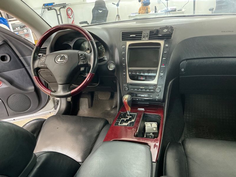Lexus GS-Serie GS 450h — zdjęcie 12