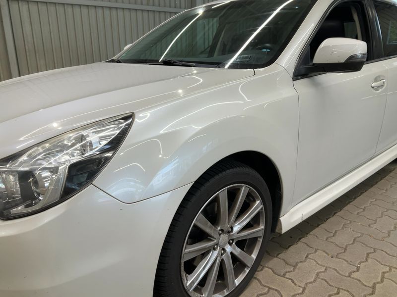 Subaru Legacy 2.5 Sport — zdjęcie 2