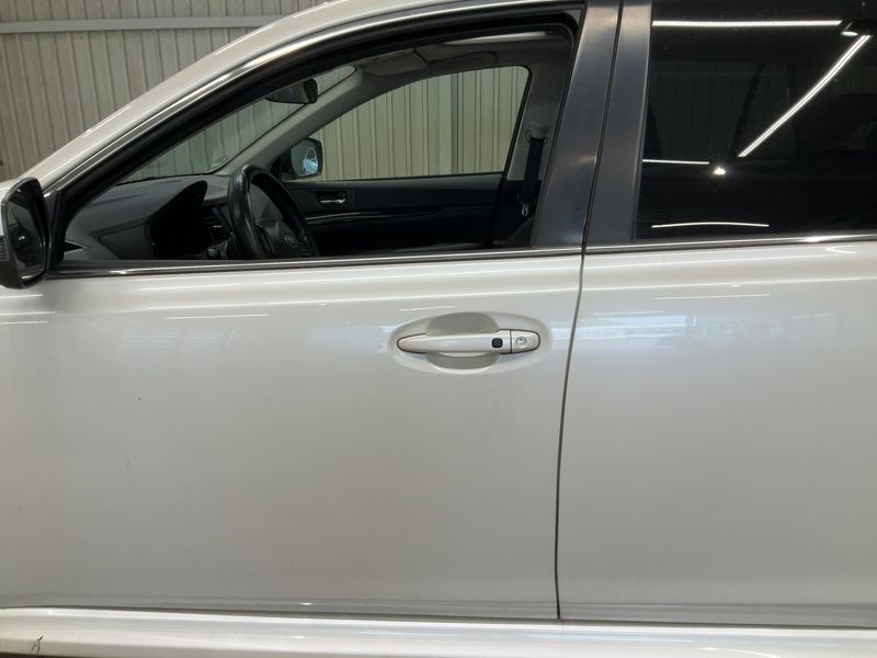 Subaru Legacy 2.5 Sport — zdjęcie 4